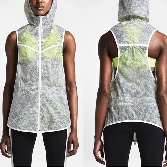 Nike Tech Hyperfuse Hooded Lightweight Vest - Picture 1 of 8